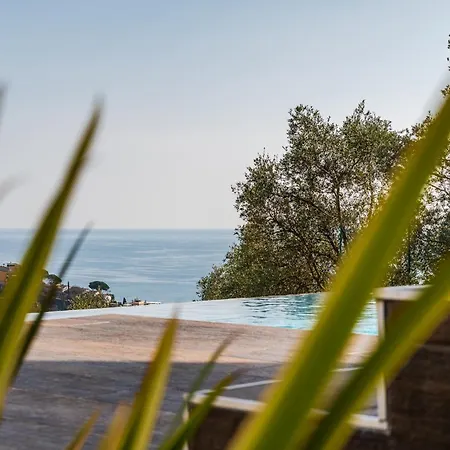 Apartment - Con Roccia Naturale Rapallo