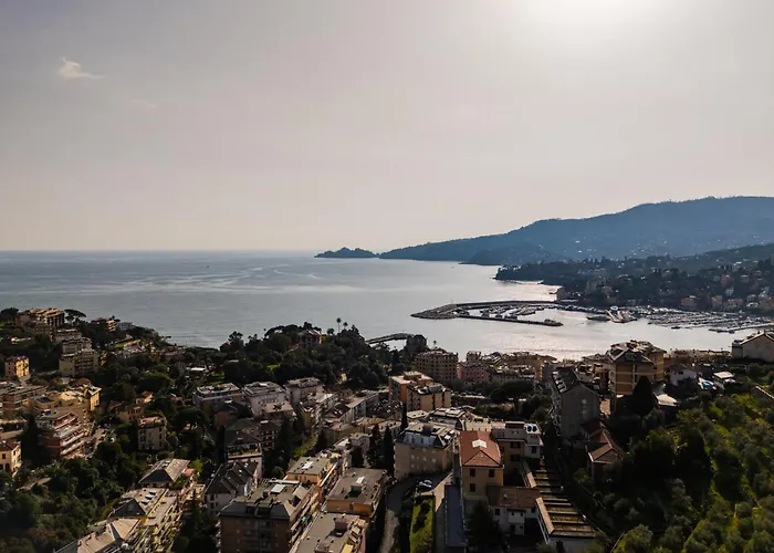 - Con Roccia Naturale Rapallo